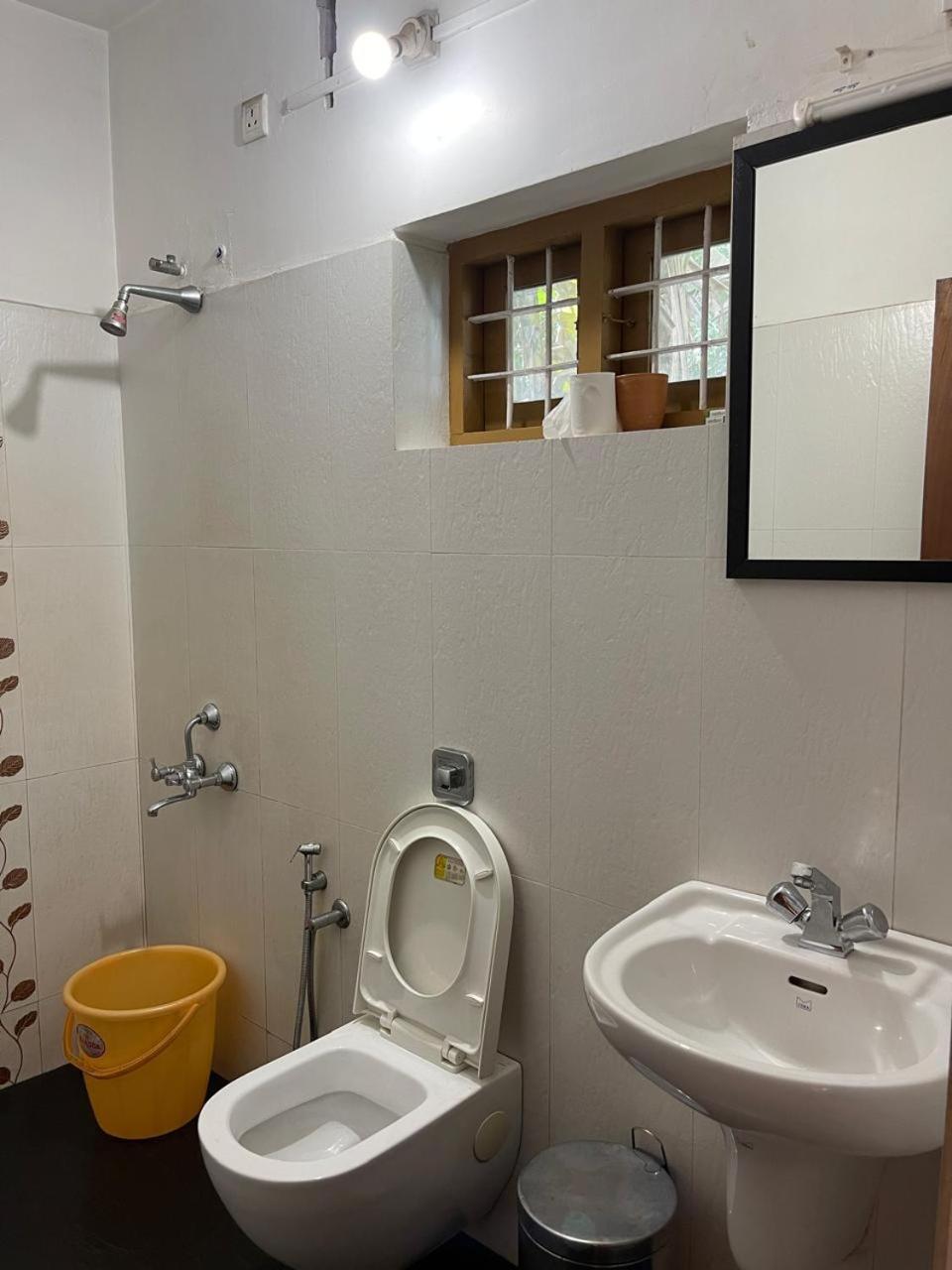 Ashtamudivillas Kollam Extérieur photo