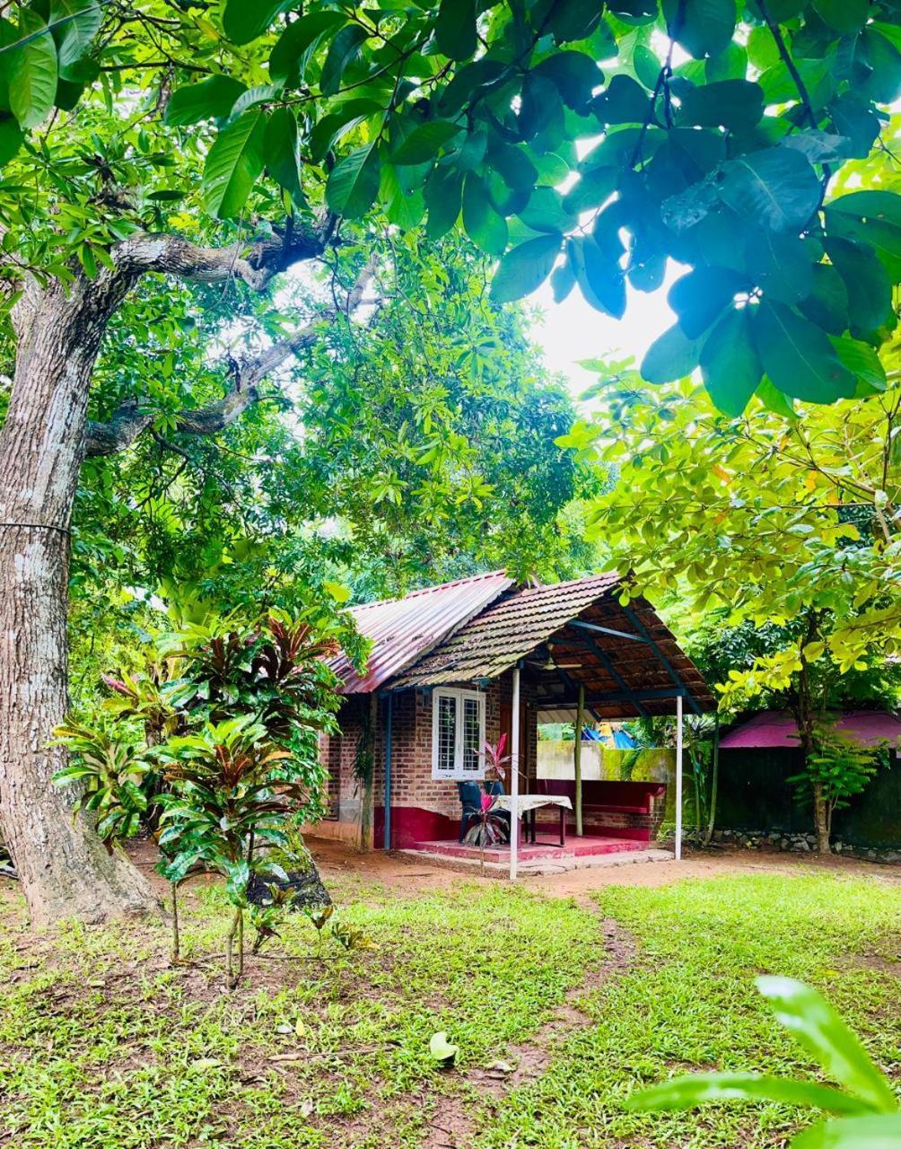 Ashtamudivillas Kollam Extérieur photo
