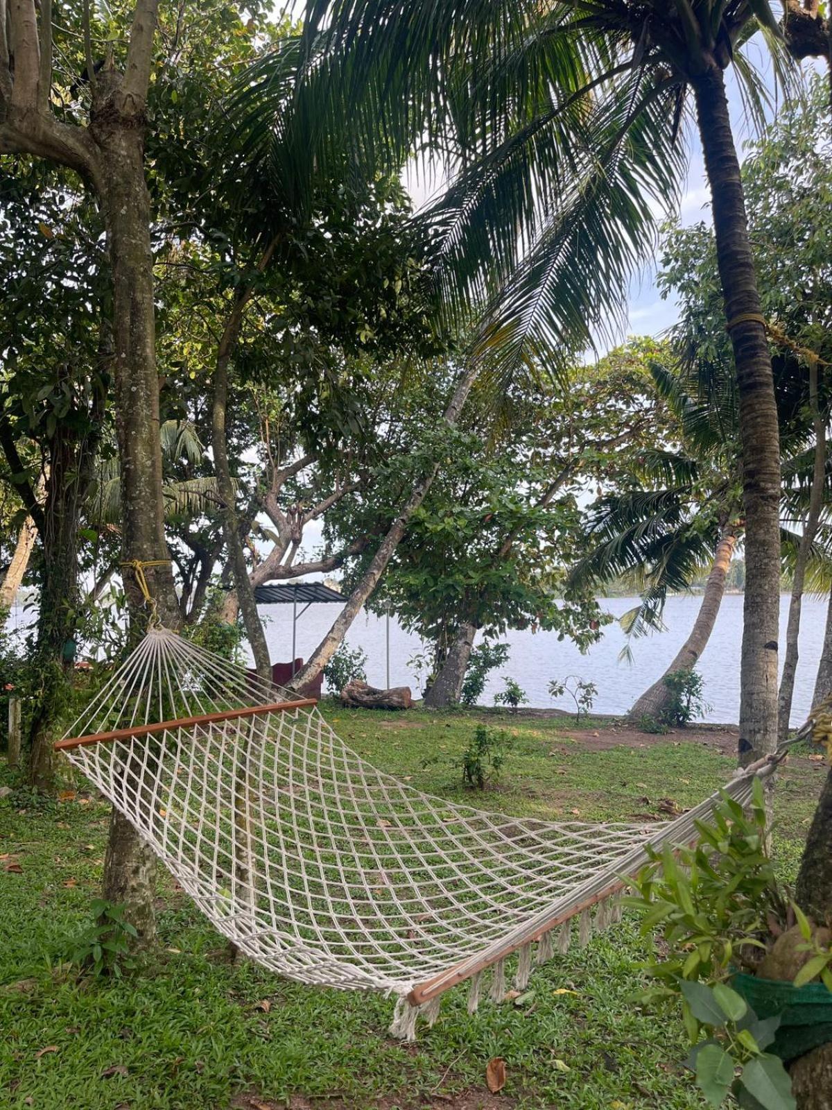 Ashtamudivillas Kollam Extérieur photo