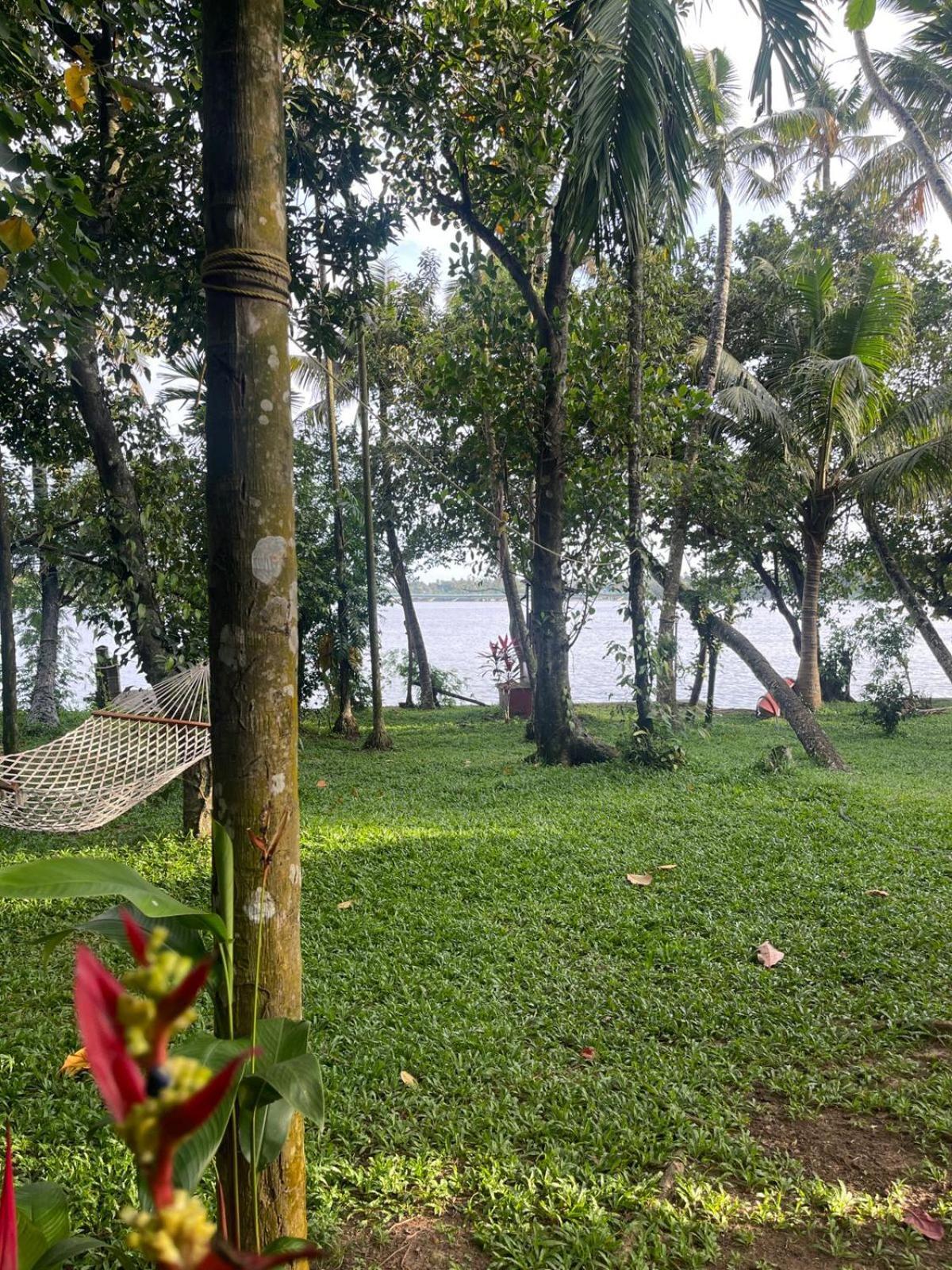 Ashtamudivillas Kollam Extérieur photo