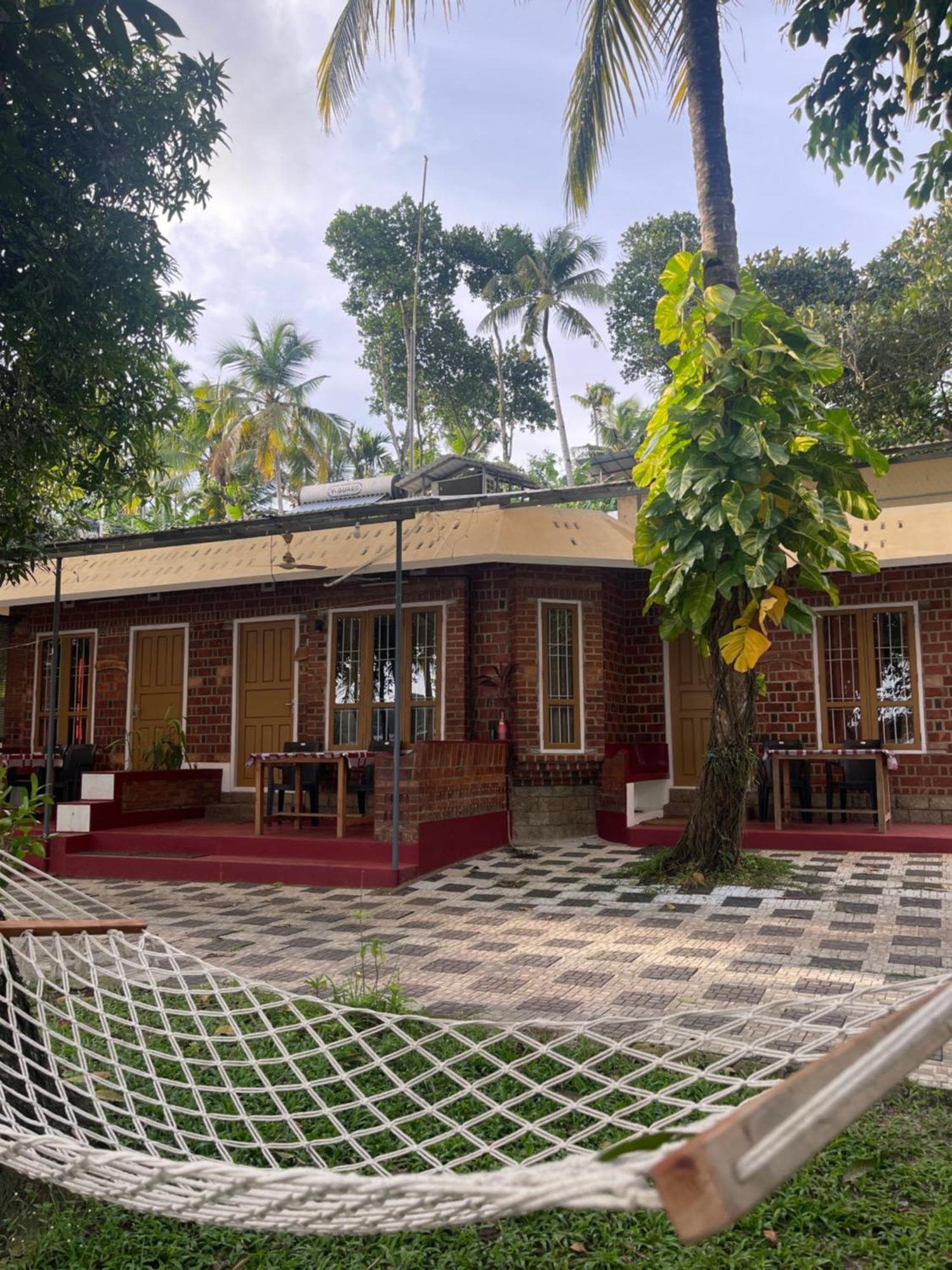 Ashtamudivillas Kollam Extérieur photo